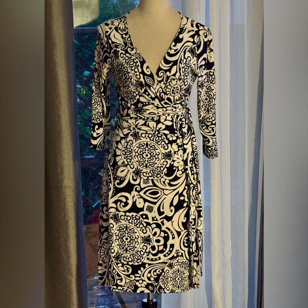 Ann Taylor Black and White Wrap Dress